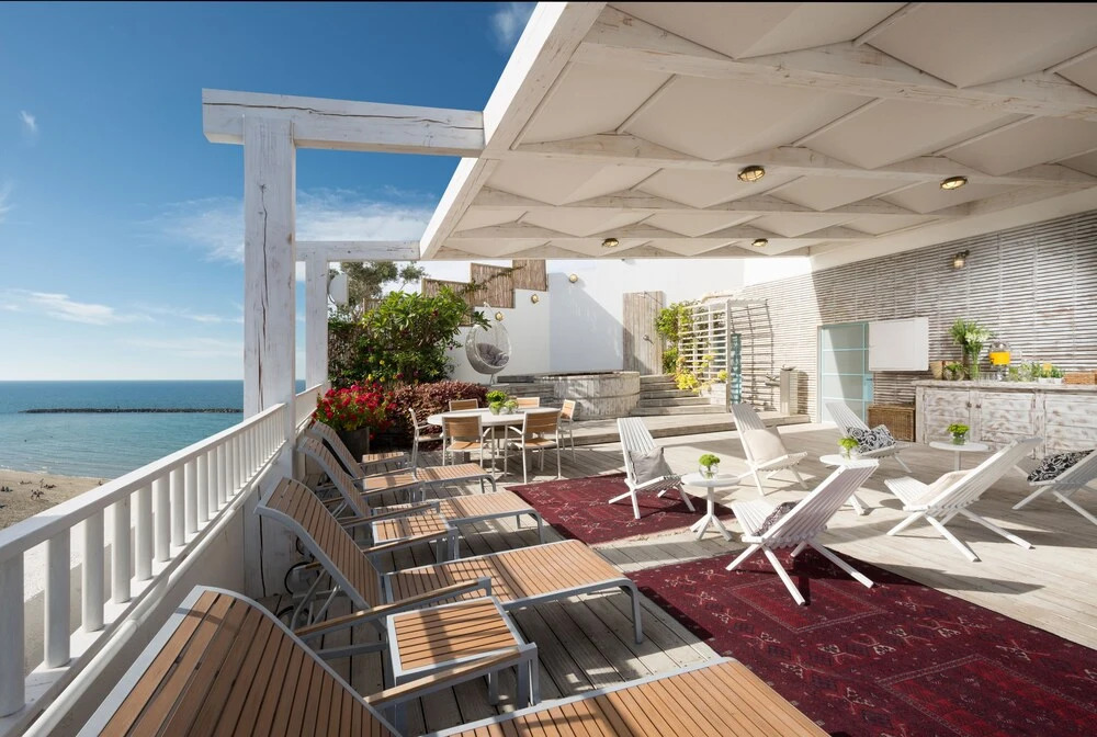 Sea Hotel