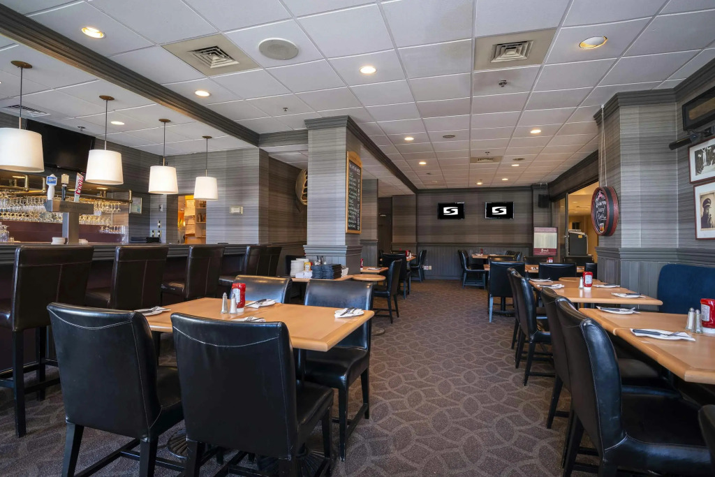 Sandman Hotel Montreal - Longueuil