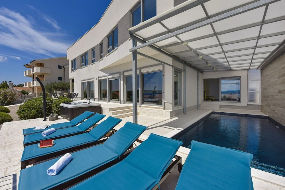 Villa Bilo Idro ZadarVillas