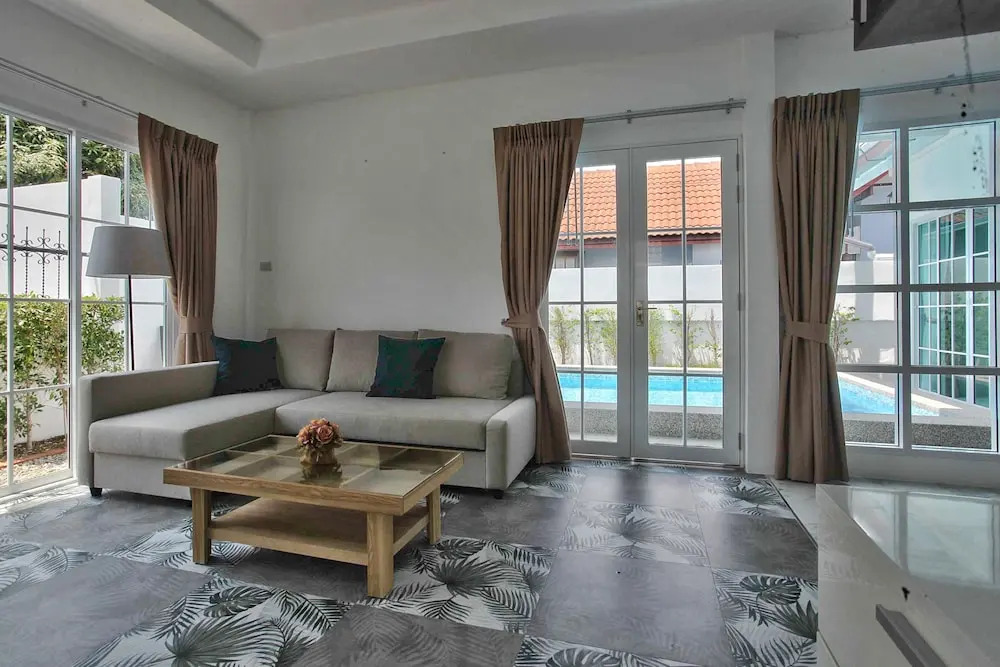 Pool Villa Pattaya - Walking Street C3