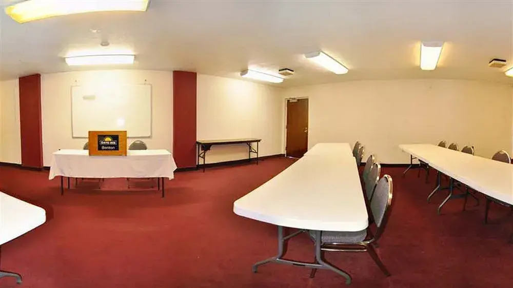 Days Inn Benton