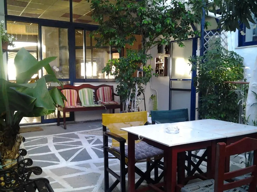 Danaos Hotel