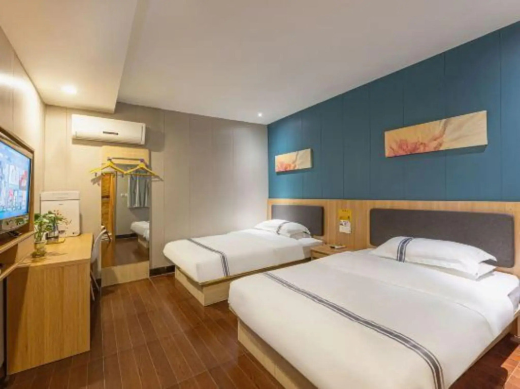 Durian Xiaoxing Chain Hotel (Nanjing Railway Station Hongshan Zoo Branch)