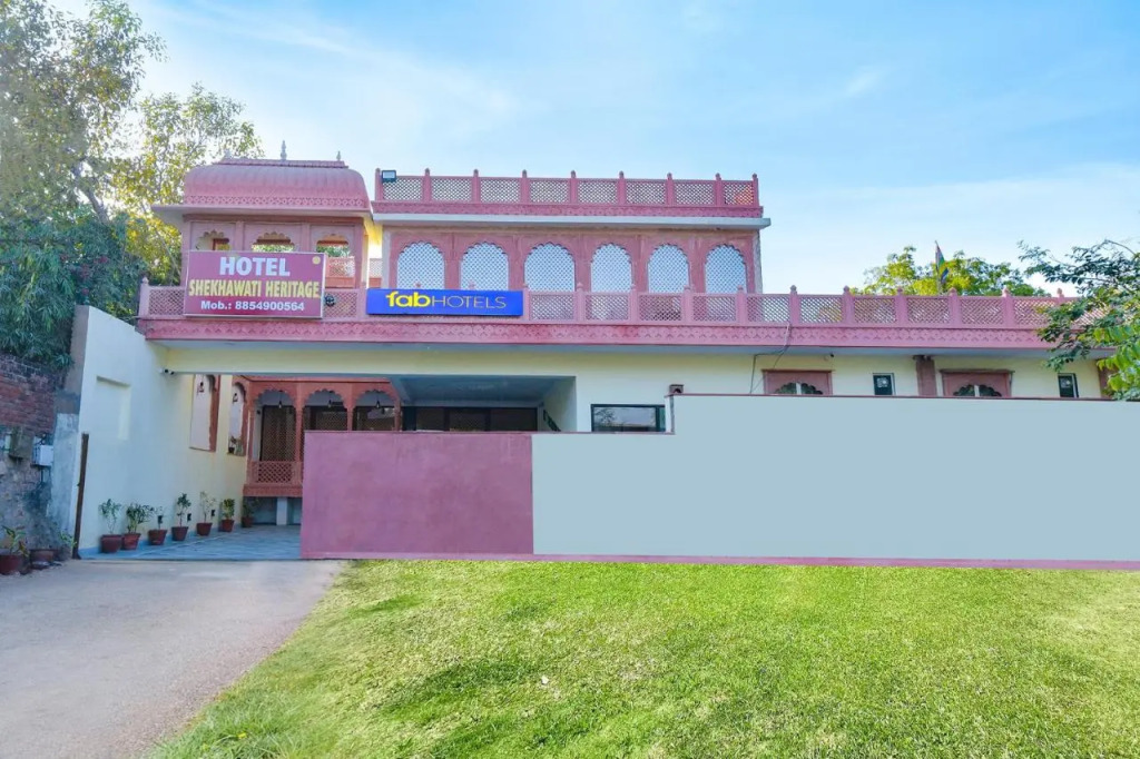 FabHotel JBS Heritage