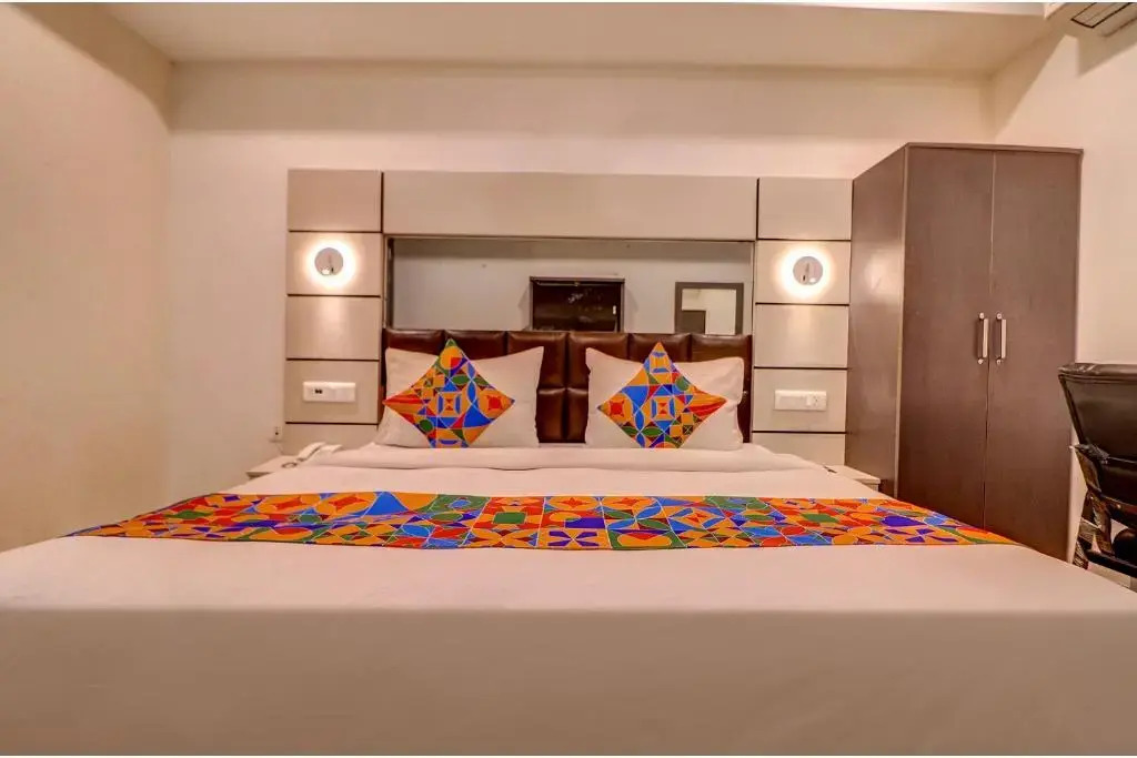 FabHotel Kirti Nagar