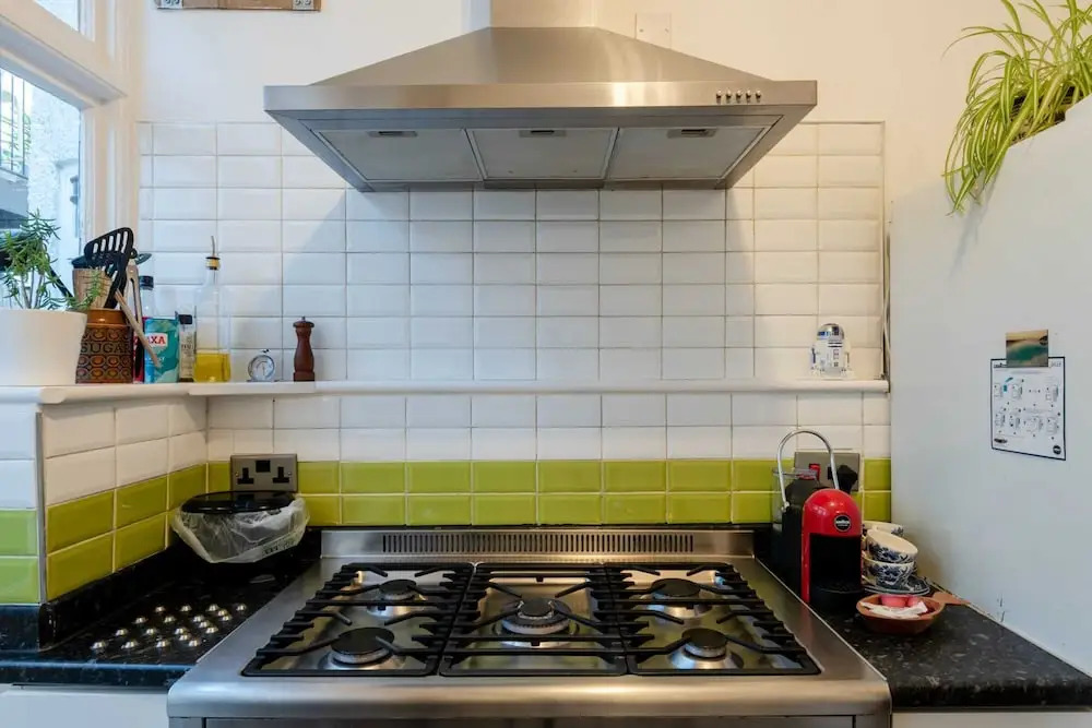 Lovely Home for 2 Near Station
