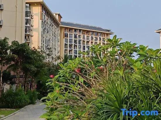 Zhongzhou Military-themed Homestay