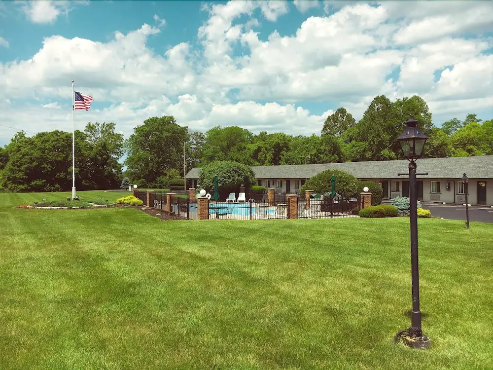 The Shaker Inn