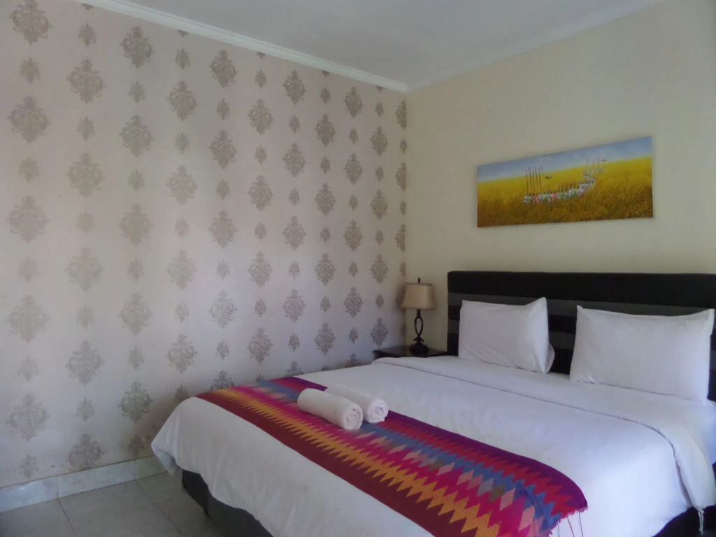 Semayaone Beach Hotel