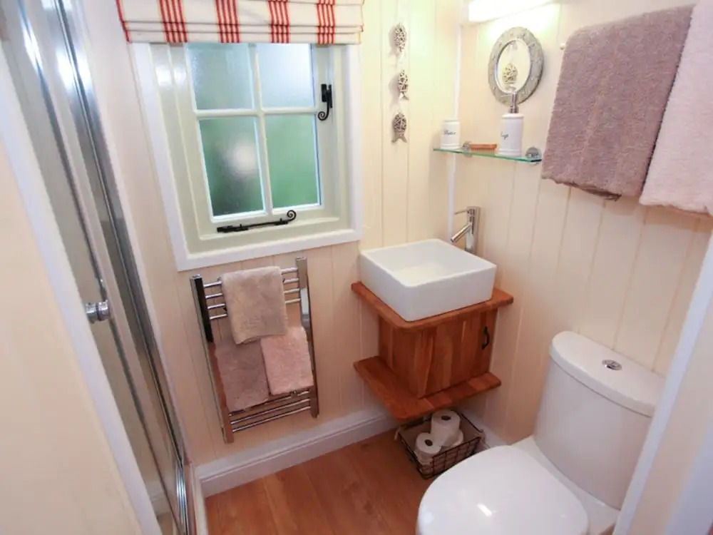 Abbey Farm Glamping & Cottage