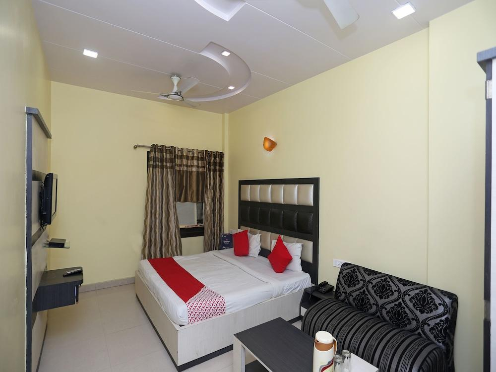 OYO 5655 Hotel Ganges