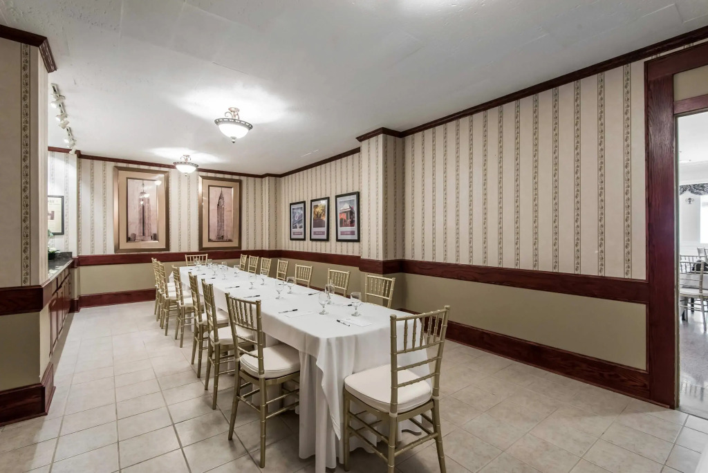 Hotel Bothwell Sedalia Central District, an Ascend Collection Hotel