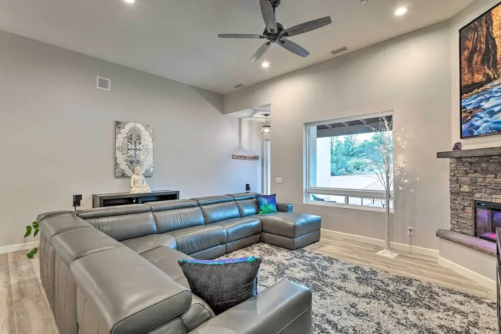 Sedona Retreat w/ Patio, Bar & Swim Spa!