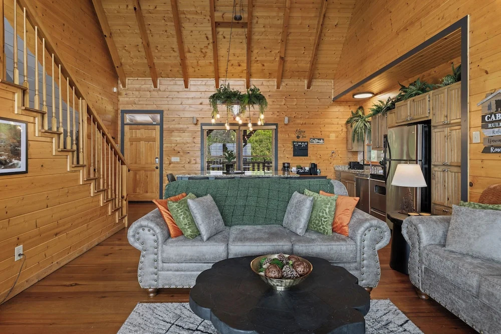 The Real Mccoy Stunning Views w/ Private Hot Tub