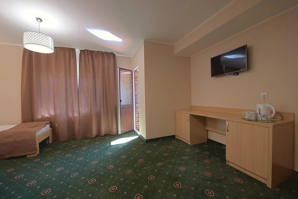 Advenus Hotel