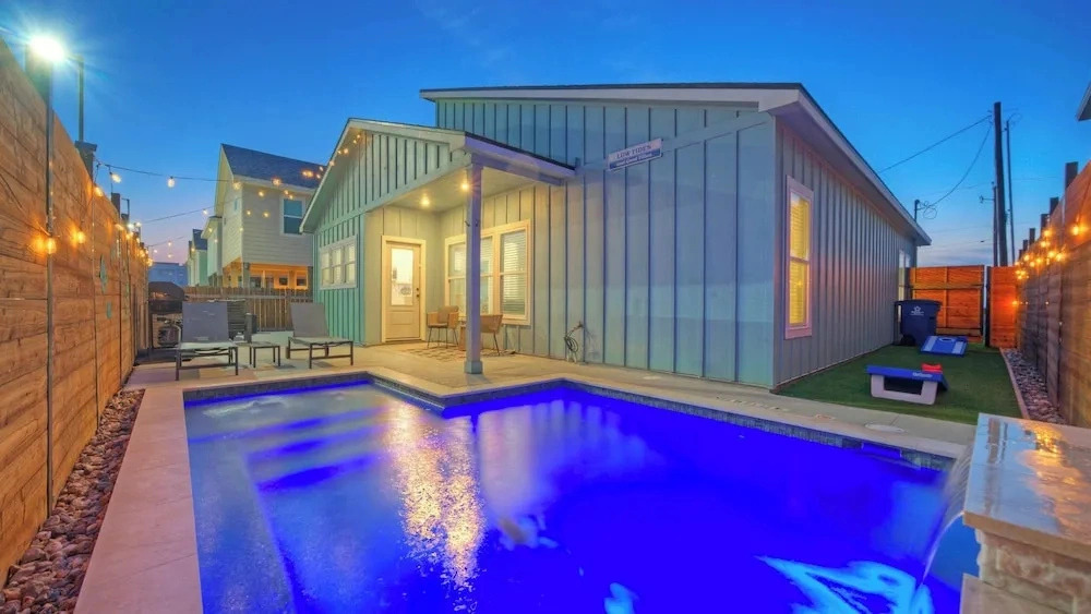 Mermaids Oasis by Avantstay Spacious Port A Home + Private Pool + Firepit + Games Near the Beach