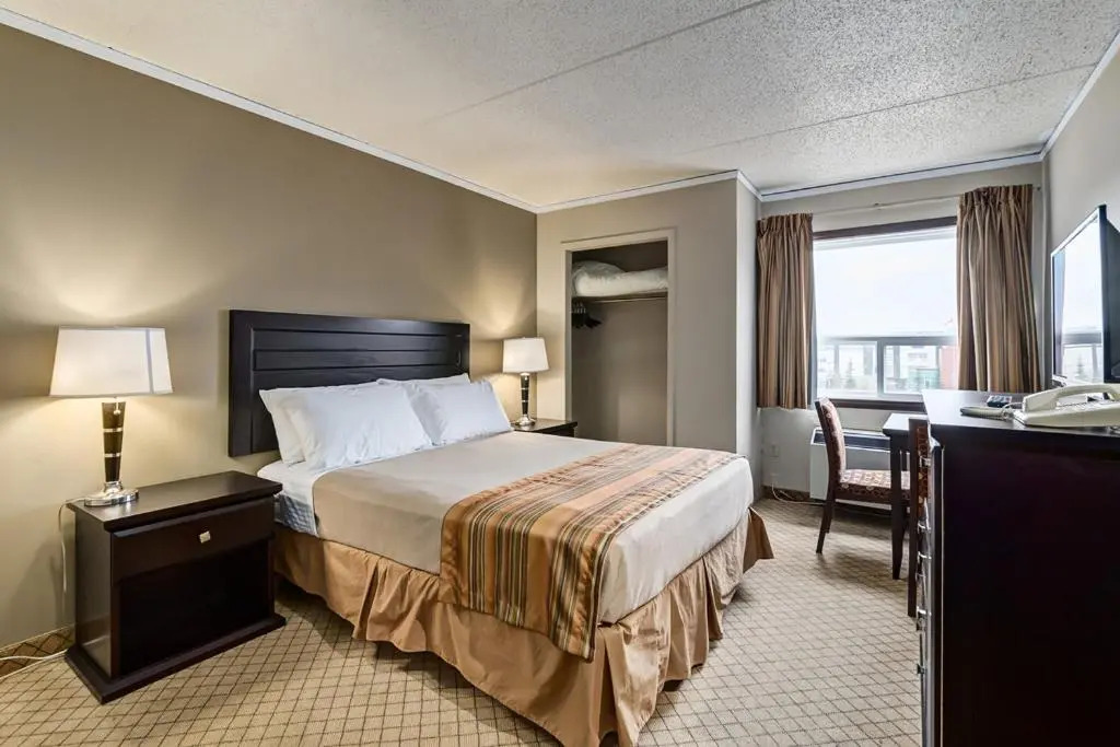 Premium Inn & Suites