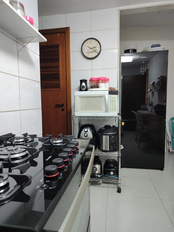 Hostel for One: quarto e banheiro privativos