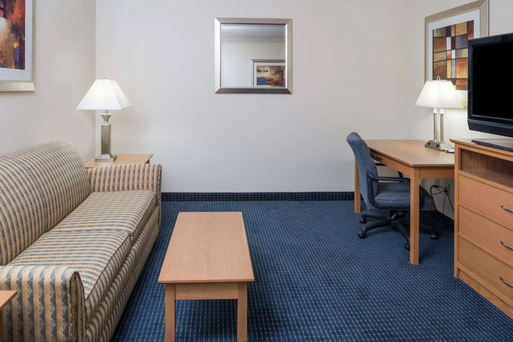Fairfield by Marriott Inn & Suites Spokane Airport