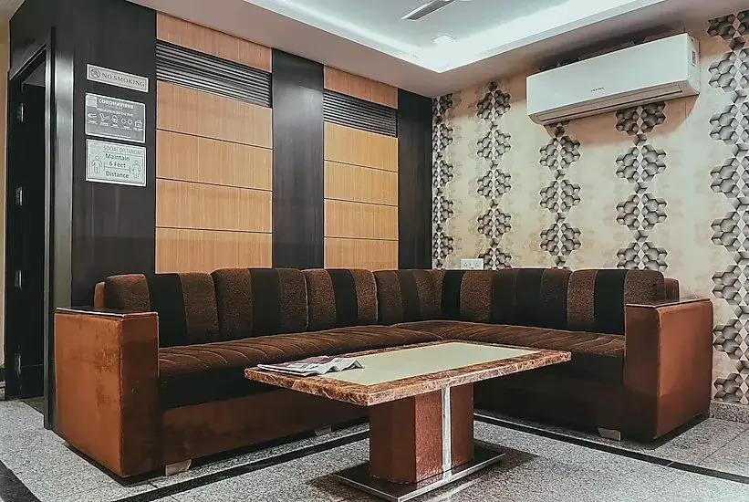 Hotel SLE Residency