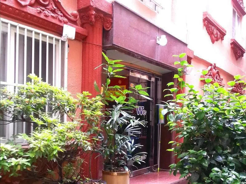 Woori Guesthouse(우리게스트하우스)