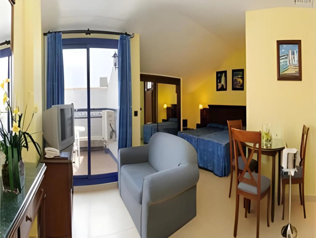 Hotel Vistamar