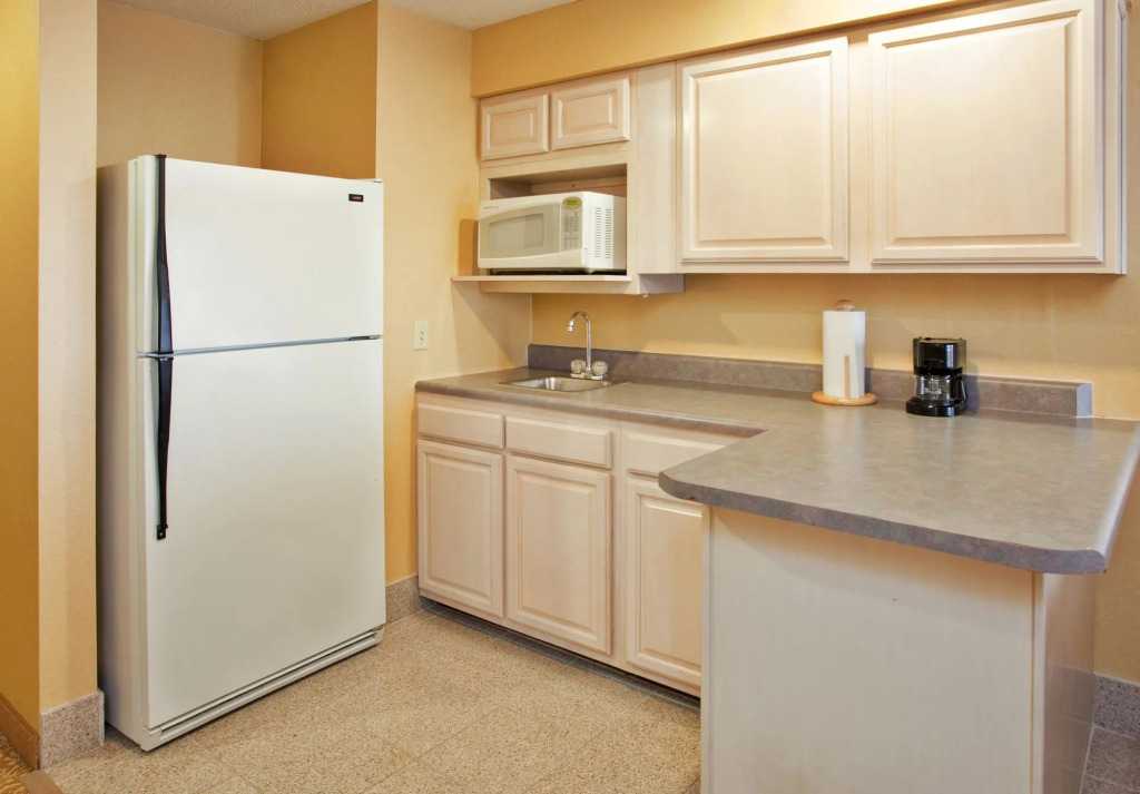 Holiday Inn Express Hotel & Suites Fenton/I-44 by IHG