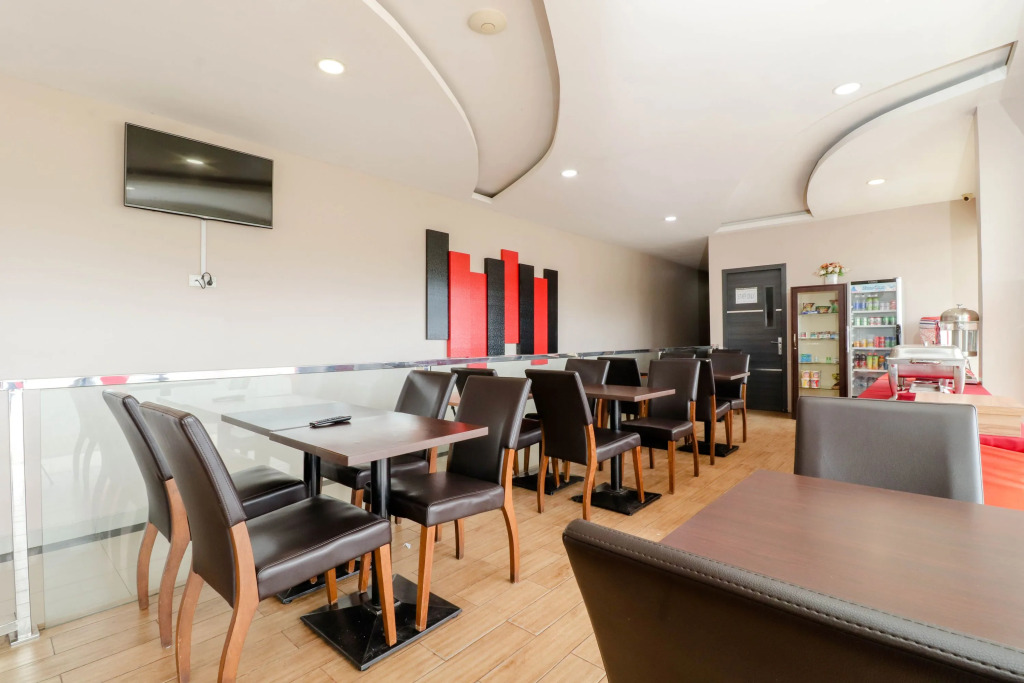 Blitz Hotel Batam Near Sultan Mahmud Riayat Shah