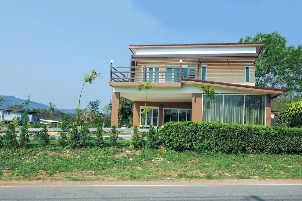 OYO 803 Ai Villa (Vaccinated Staff)