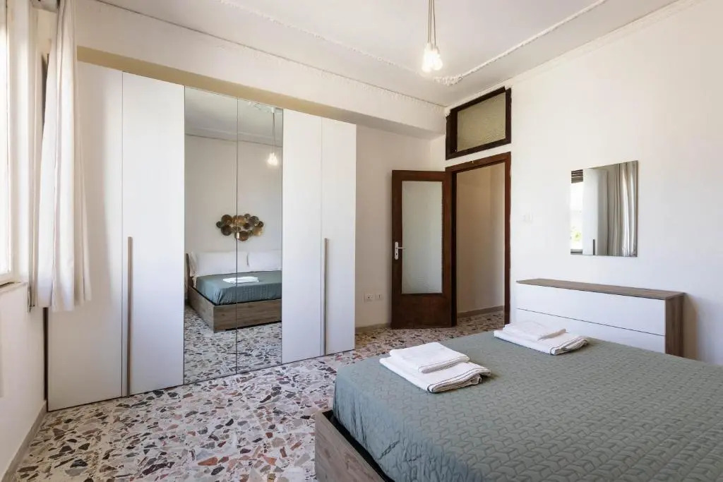 Trigona 4 Apartment