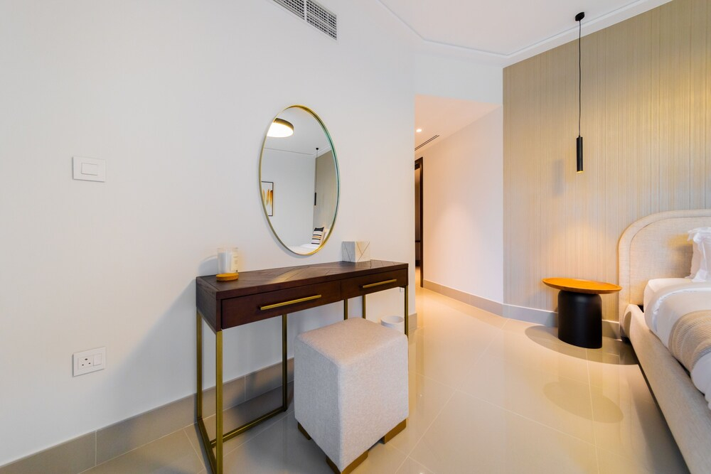 EDENS Homes & Villas - Opera Grand