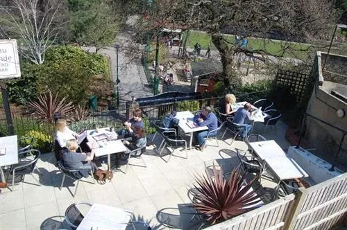 Lampeter Hotel