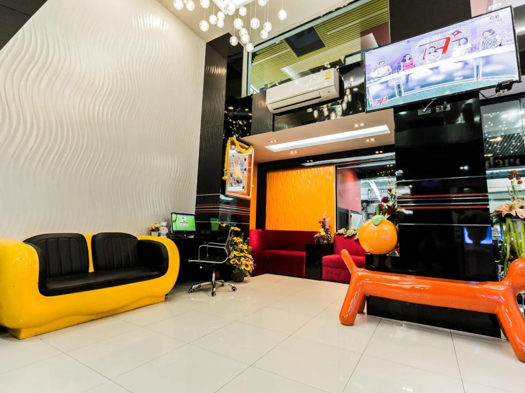 Le Touché Hotel