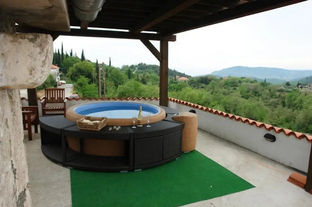 House Rilovic by Villas Guide