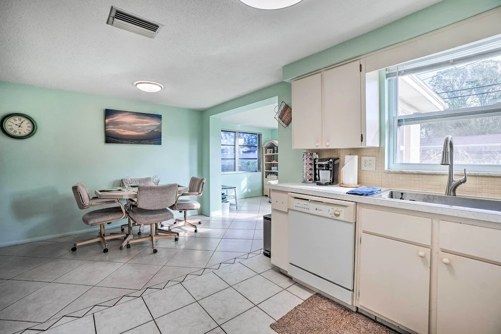 Cozy Holiday Home w/ Yard ~ 5 Mi to Beach