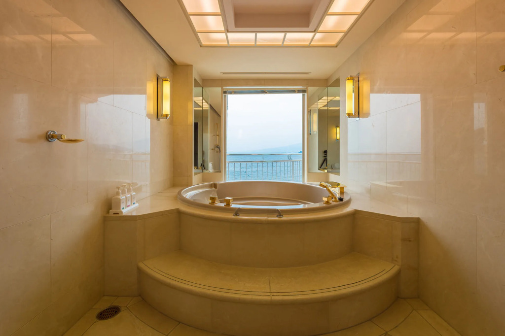 Awashima Hotel