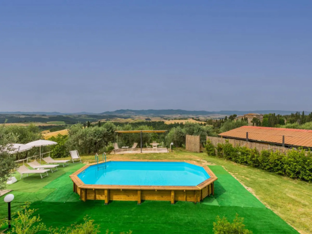 House Miranda Volterra