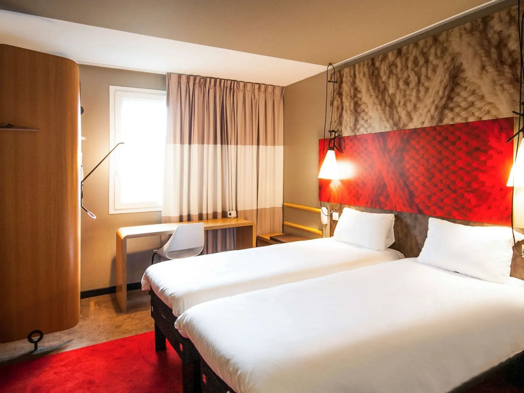 ibis Paris La Defense Courbevoie