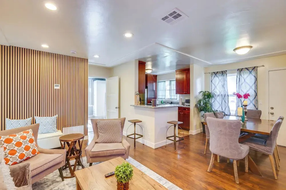 1 Mi to Gaylord Resort & Bayfront: Updated Duplex