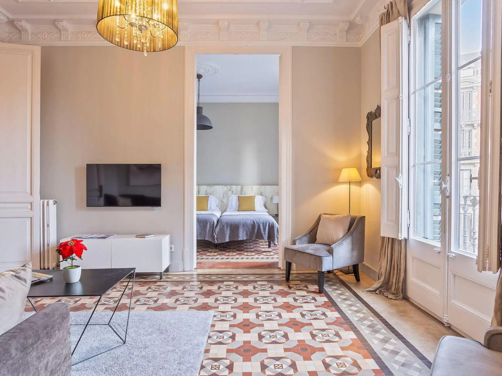 Luxurious apartment for 5 people recently renovated in the center of Barcelona