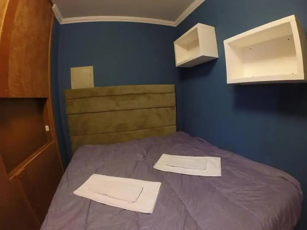 GRAMADO SOLAR REAL - 2 APTS de 2 quartos no mesmo prédio, cada um comporta até 7 pessoas - IDEAL PARA GRUPOS - central - IDEAL PARA ANDAR A PÉ, nesta plataforma desde janeiro de 2016, oferecemos CREDIBILIDADE - seu PET é bem-vindo - GARAGEM COBERTA