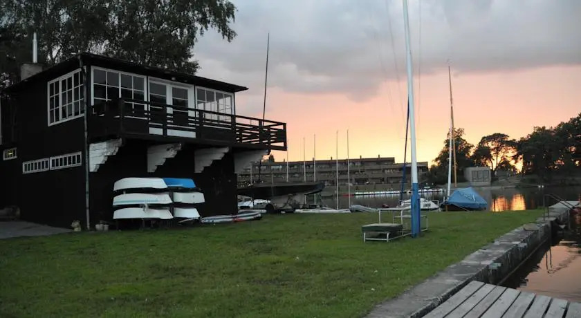 V Jachtklubu