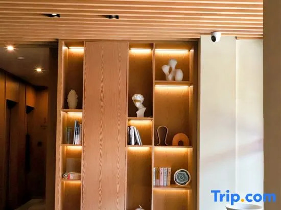 Sanya icare Aiqi Hotel (Dadonghai No.1 Harbour City)
