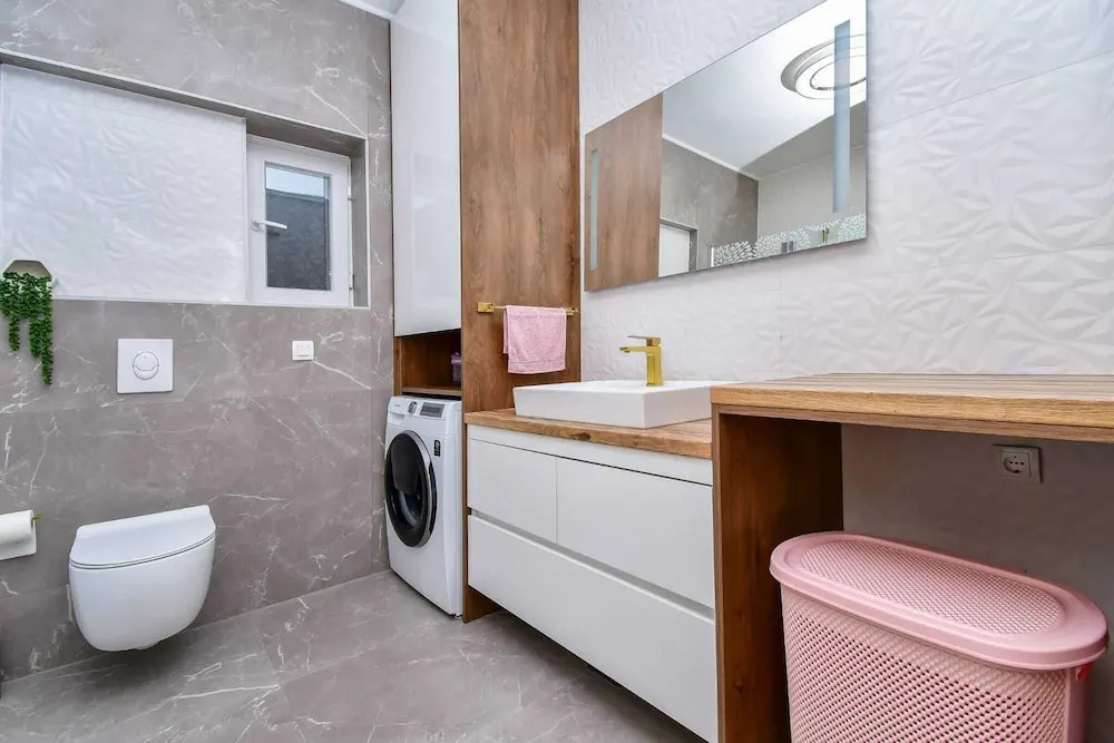 Apartment Ela