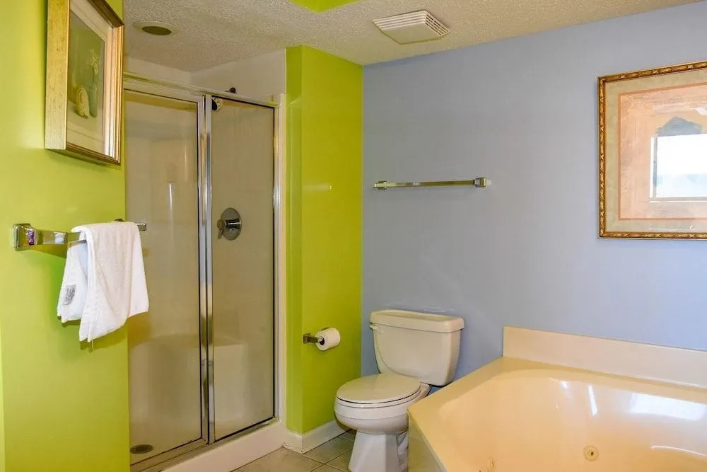 Ocean Bay Club 1001 - 4 Br Condo