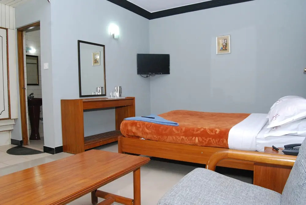 Hotel Shiv Shanti Grand