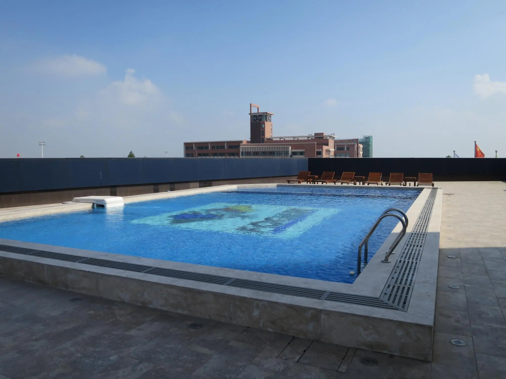 Foger Yacht Hotel