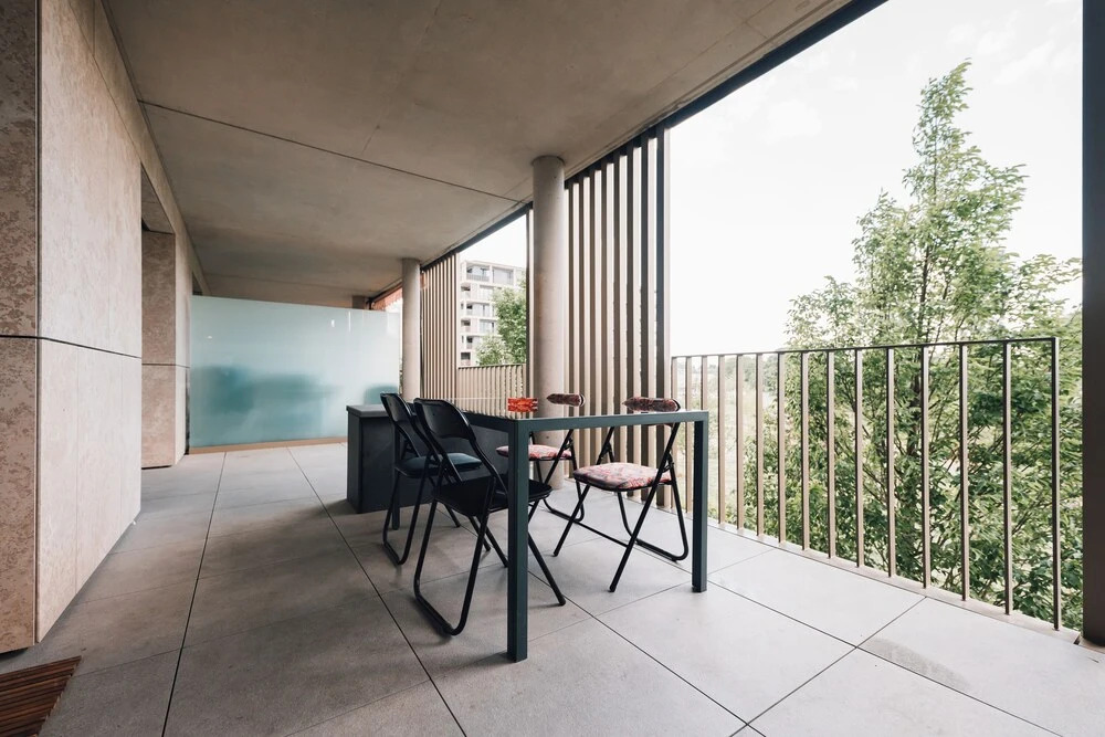 Stylish 1BR Apt w Balc Cloche dOr