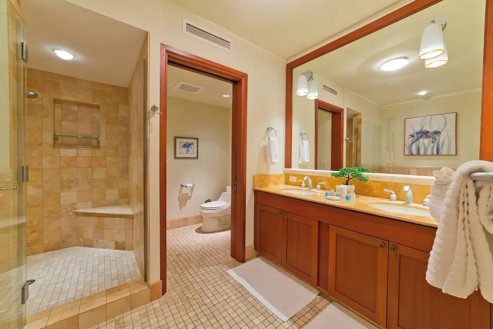 Kolea - Luxe 2BR Condo with Pool Access