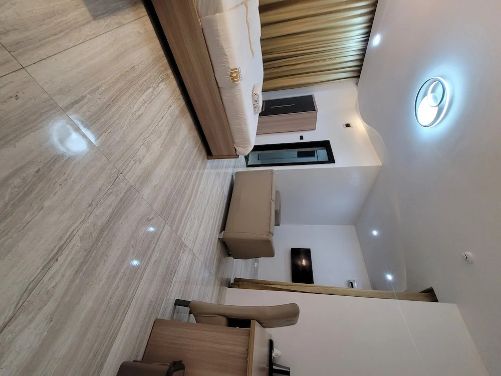 The Charis Hotel and Suites